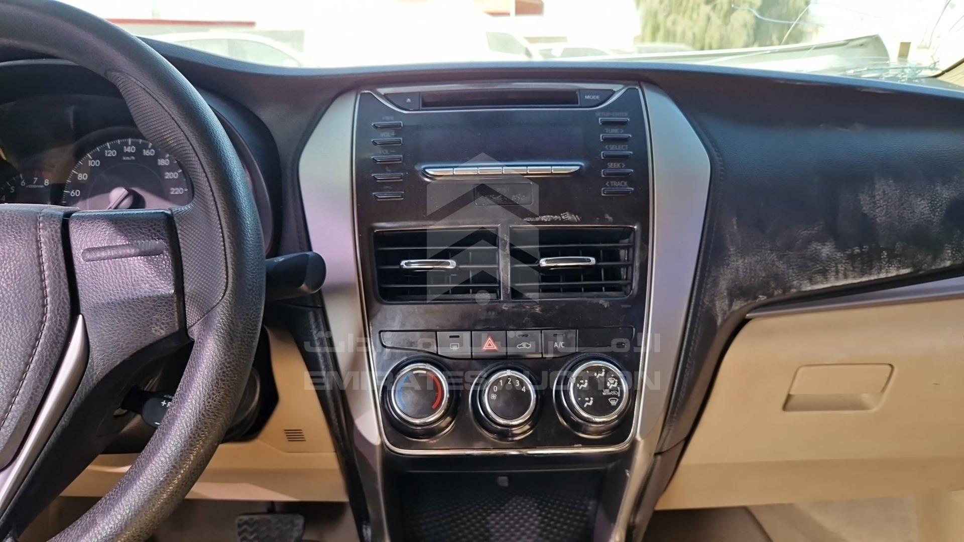 2019 TOYOTA YARIS VIN: MHFB29F32K2083886