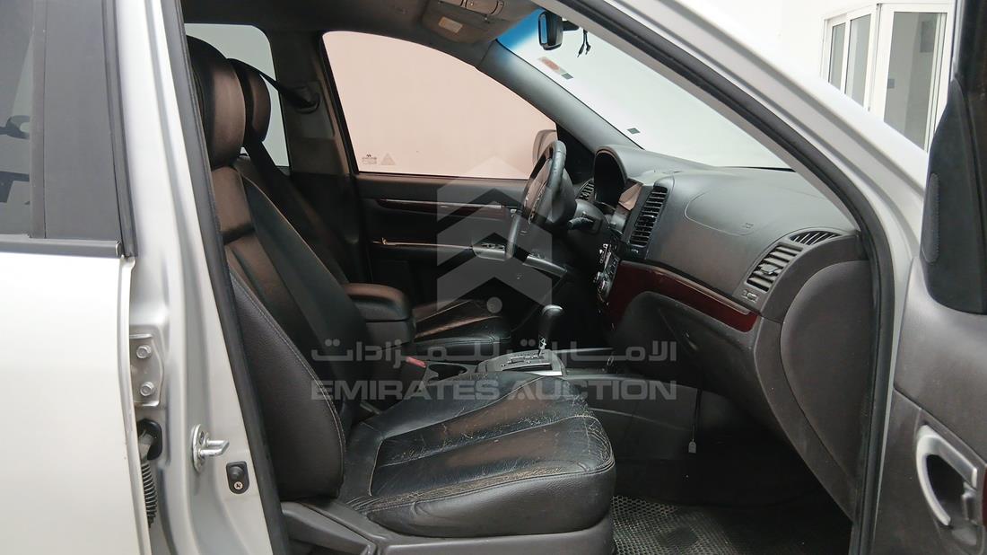 هيونداي سانتا في 2010 — زاوية الراكب الأمامي للمقعد — صورة 30