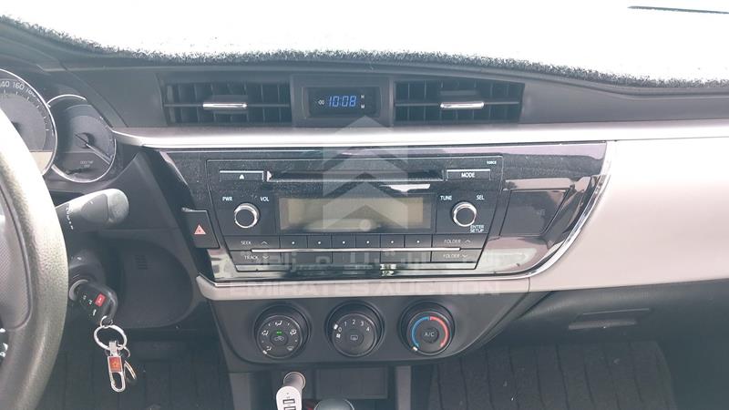 RKLBL9HE7F5236244 Auction: EmiratesAuction Lot: 408508 RKLBL9HE7F5236244 Toyota Corolla 2015 GREY Photo 18