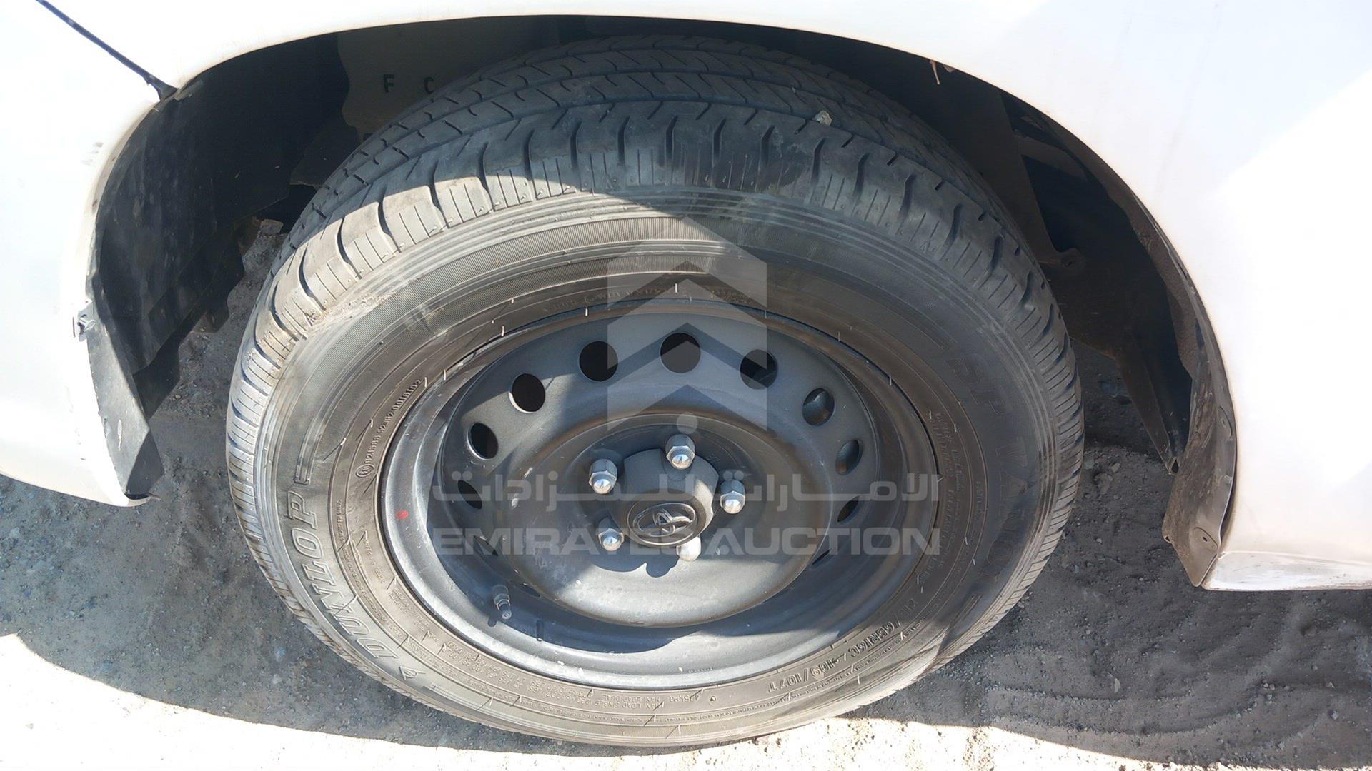 2022 TOYOTA HILUX VIN: MR0CX9CB2N3961684