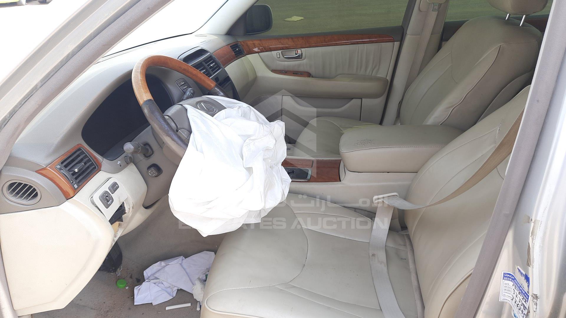 2001 LEXUS LS 430 VIN: JTHBN30F110008026