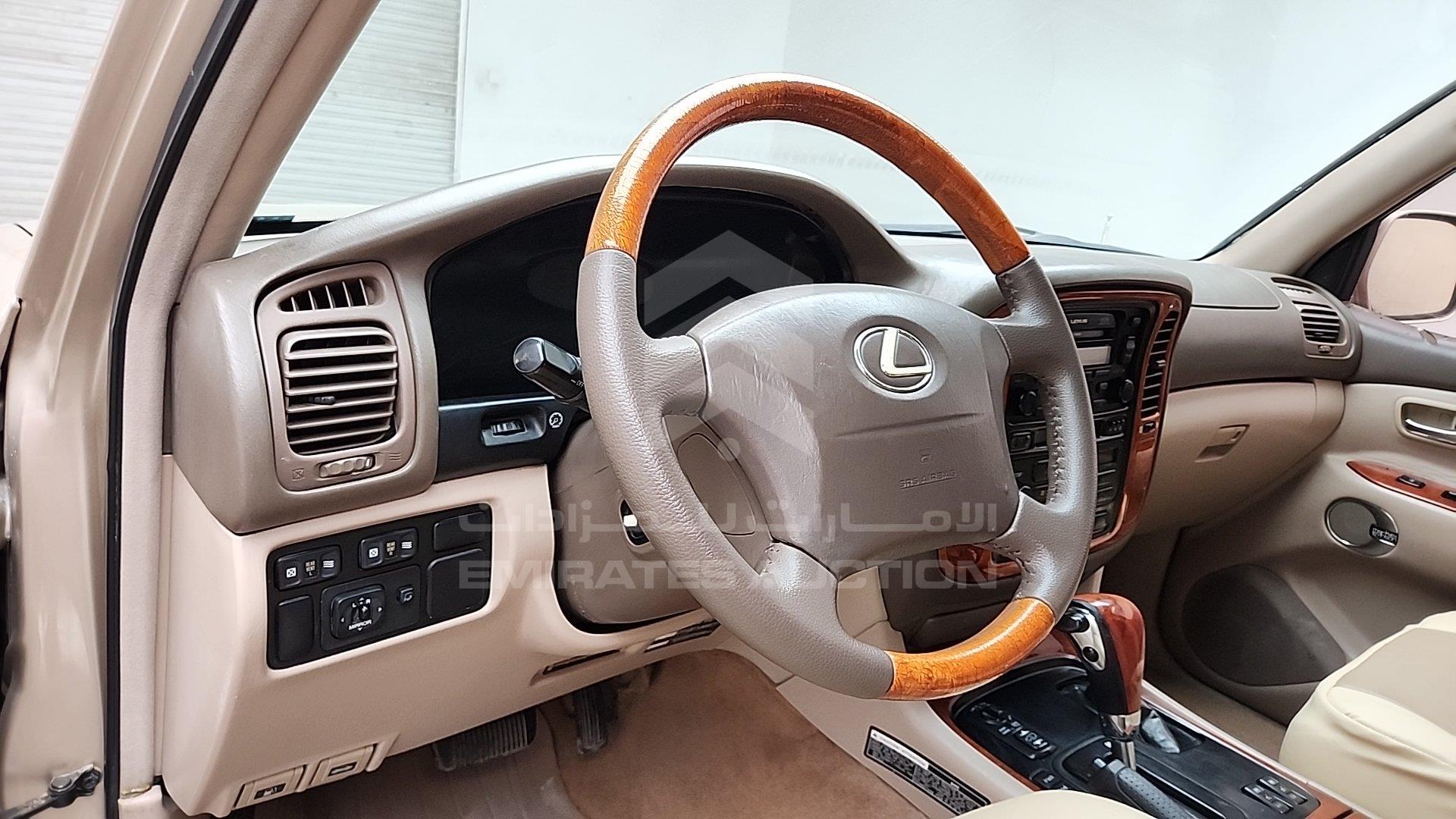 JTJHT00W513501087 - 2001 Lexus LX 470 - #511626