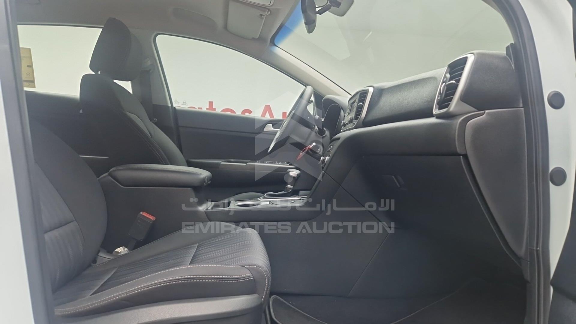 2020 KIA SPORTAGE VIN: U5YPG81C9LL832279