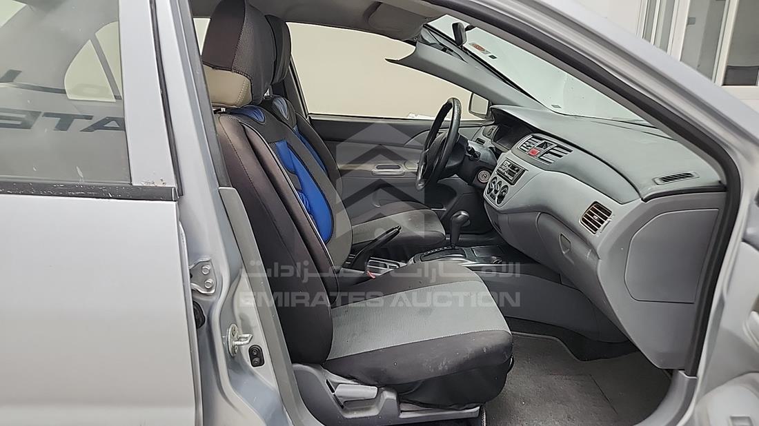 2006 Mitsubishi Lancer — Front Right Passenger Seat View — Photo 23