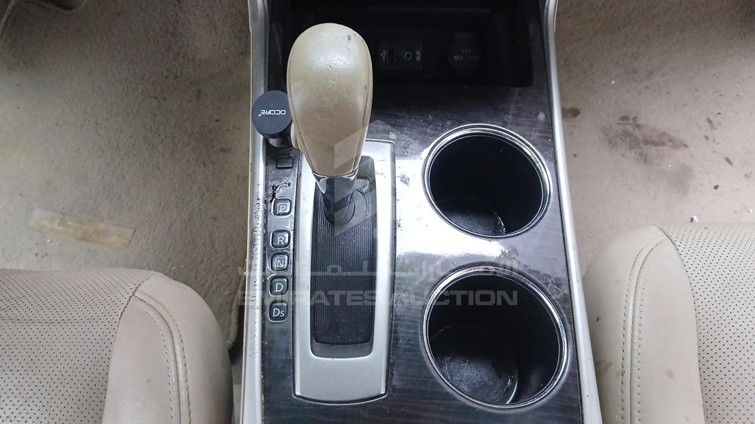 2014 Nissan Altima — Gear View — Photo 21