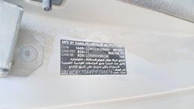 مرسيدس اس ال كى 230 2002 — رقم الشاسيه على الهيكل — صورة 2 — صورة مصغرة