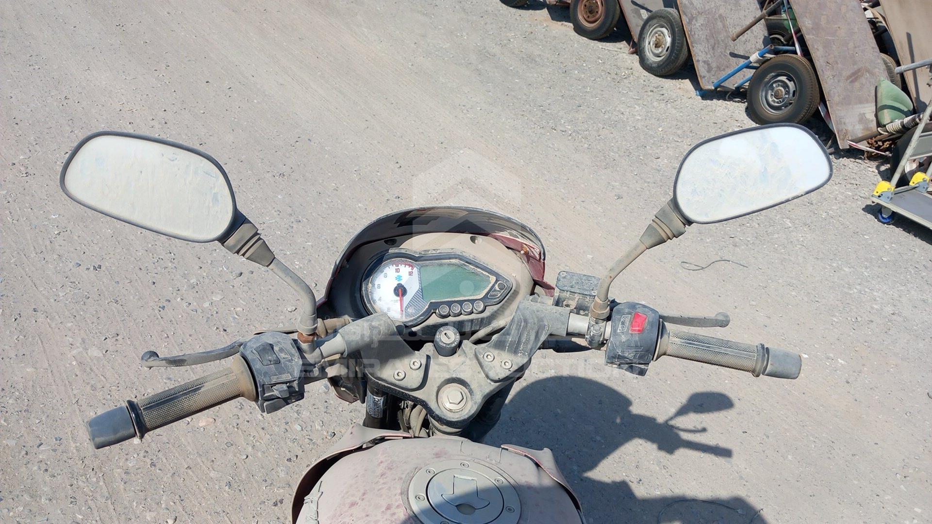 0 BAJAJ PULSAR VIN: MD2A11CX5LCE59847