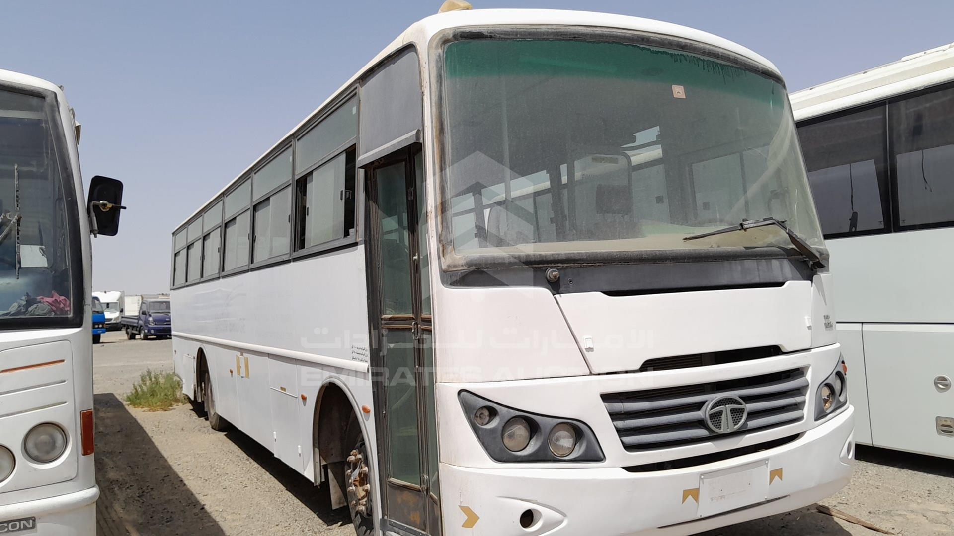 2016 TATA BUS VIN: MAT449253G0L01940