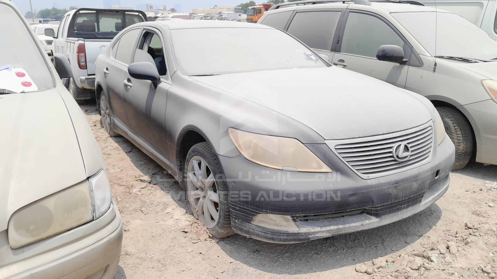 2007 LEXUS LS 460 VIN: JTHBL46F575037284