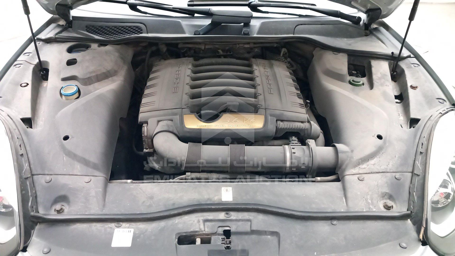 2017 PORSCHE CAYENNE VIN: WP1ZZZ92ZHKA90519