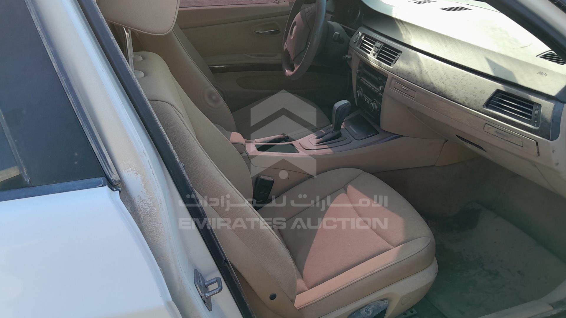 2011 BMW 320I VIN: WBAPG5105BA846365