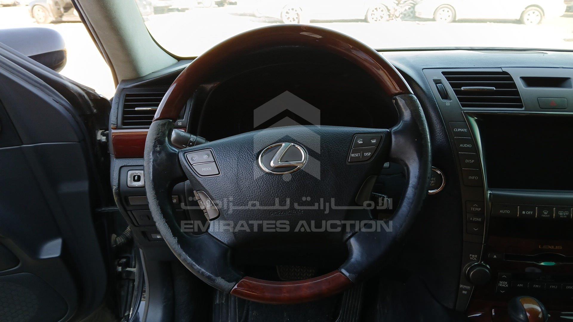 2007 LEXUS LS 460 VIN: JTHBL46F375024677