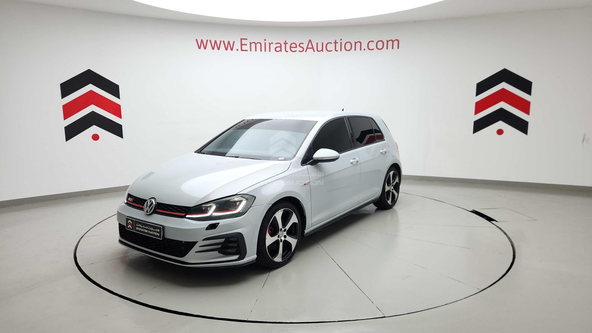 2018 VOLKSWAGEN GOLF VIN: 3VW547AU7JM267992