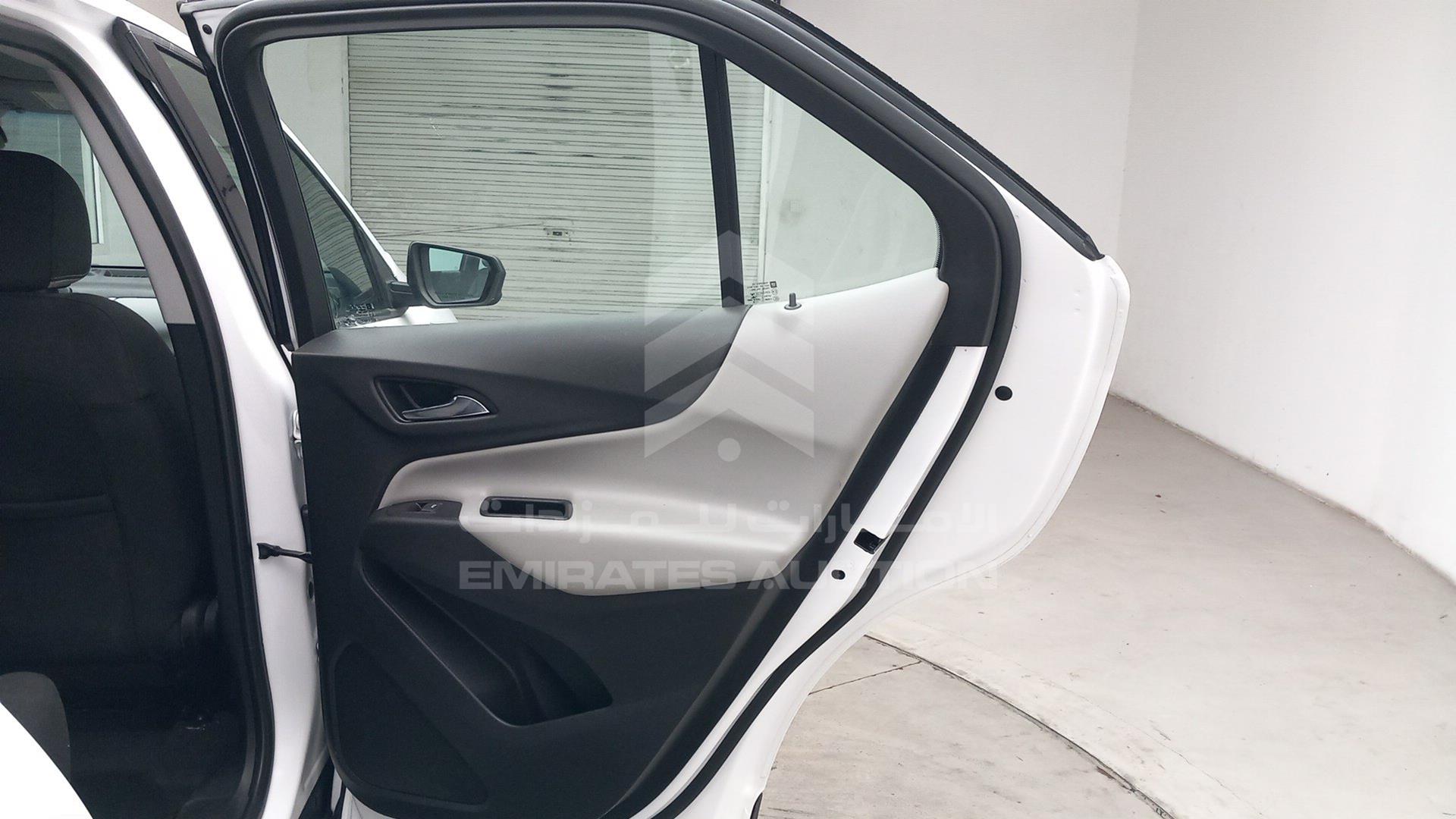 2019 CHEVROLET EQUINOX VIN: 2GNAXHEV4K6100686