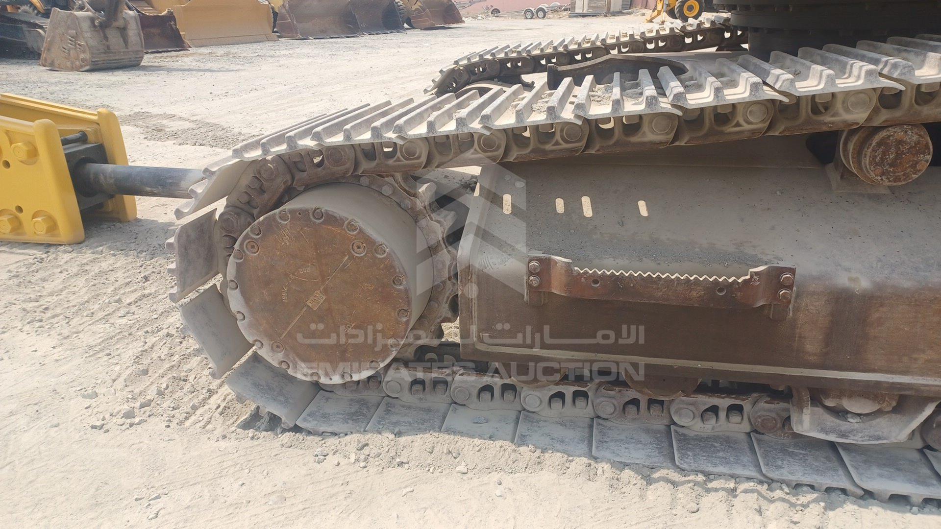 2012 KOMATSU PC400-8 VIN: KMTPC192T02071036
