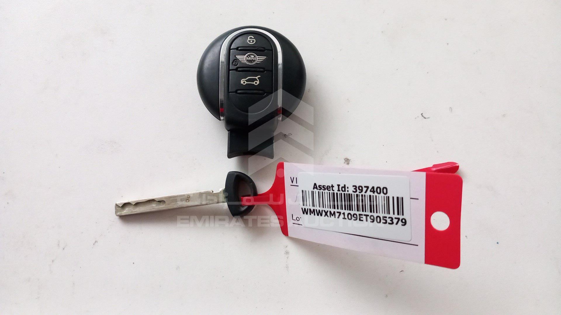 2014 MINI COOPER S VIN: WMWXM7109ET905379