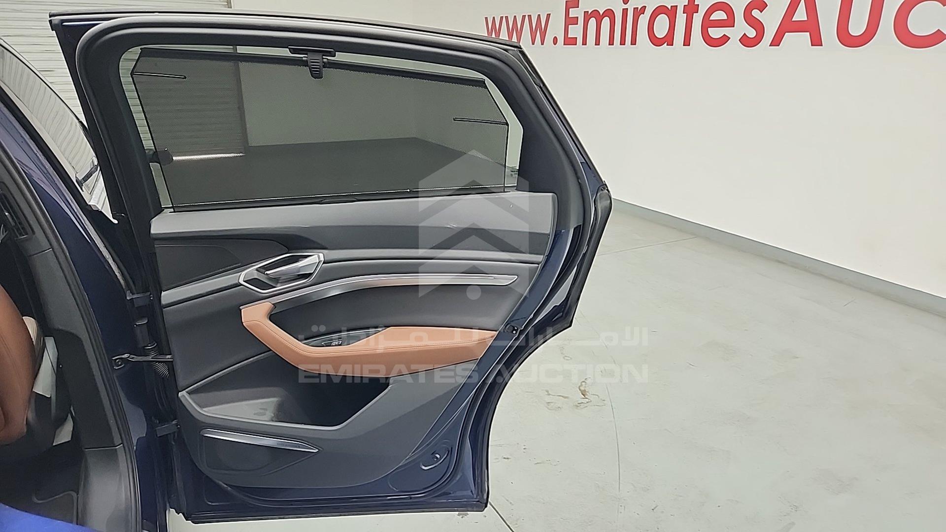 2022 AUDI E-TRON VIN: WA1ZZZGE0NB037591