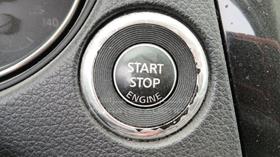 2020 Nissan Rogue — Keys — Photo 4 — Thumbnail