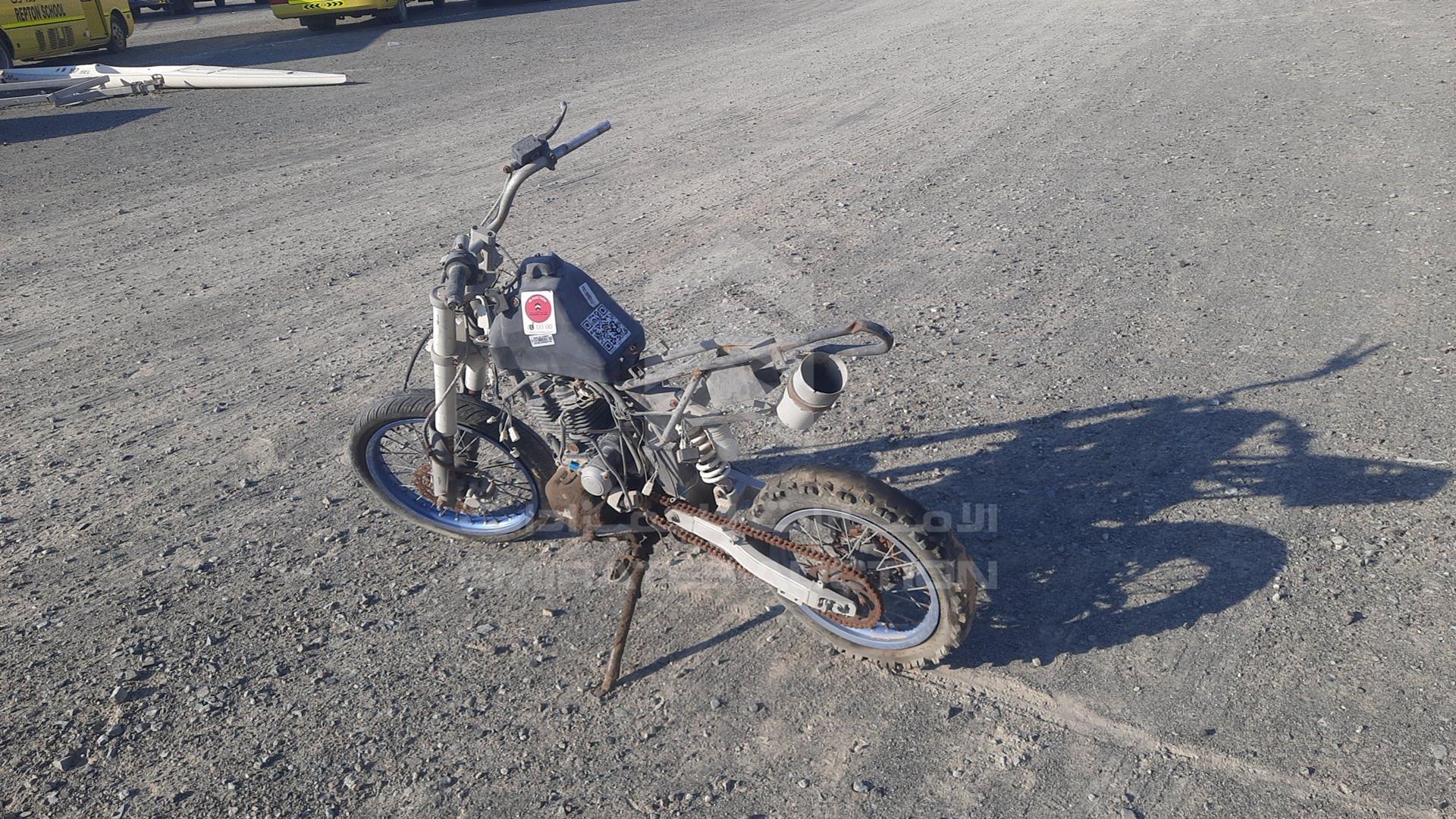 0 MOTORBIKE --- VIN: L5CHEJLHEM002735