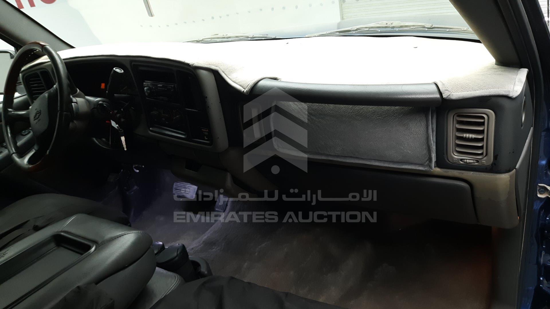 2000 CHEVROLET SILVERADO VIN: 2GCEC19V3Y1360820