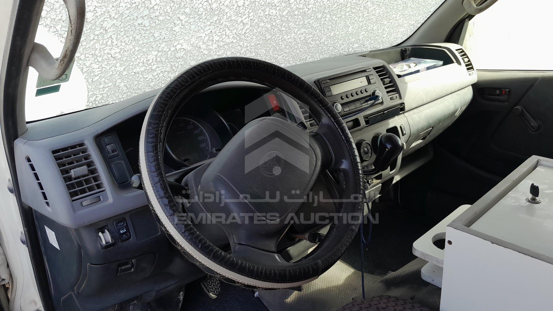 2011 TOYOTA HIACE VIN: JTGJX02P5B5022045