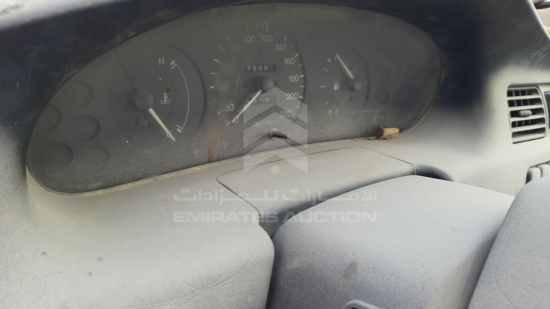 1996 MAZDA 323 VIN: JM7BA113200104953