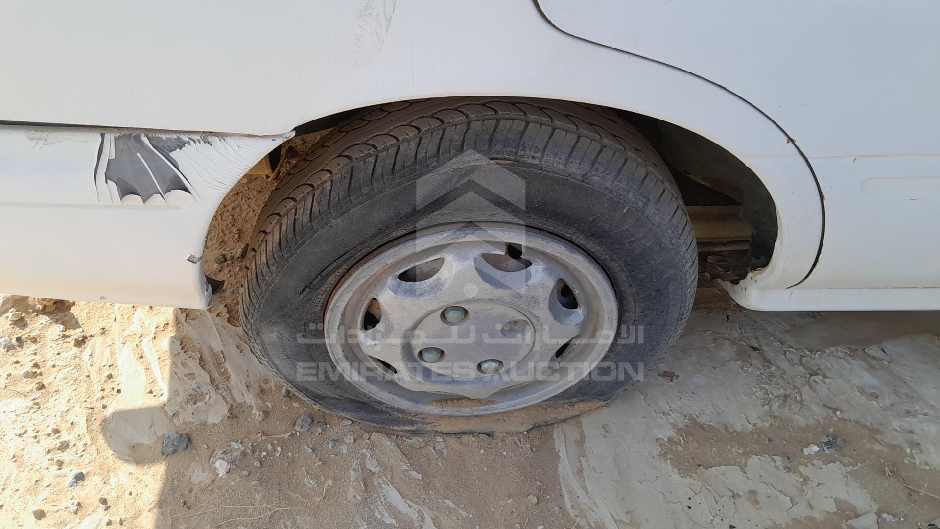 0 NISSAN SUNNY VIN: JN1BBAB14Z0321765