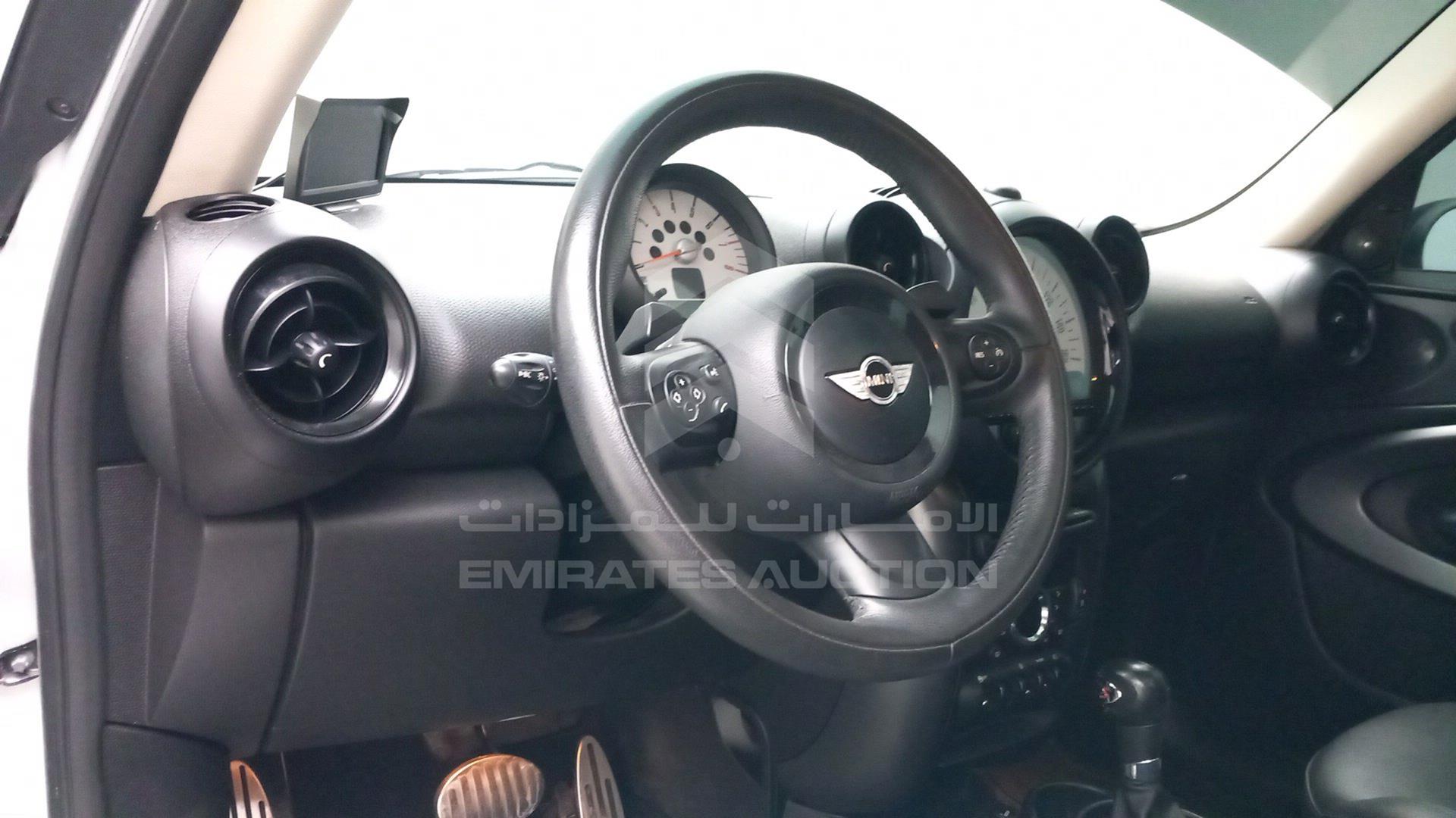 2014 MINI COOPER S VIN: WMWSS5C52EWN66959