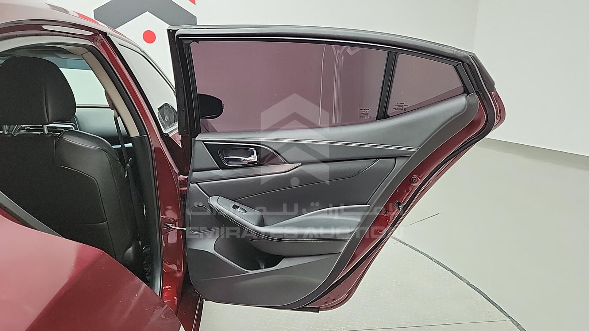 2019 NISSAN MAXIMA VIN: 1N4AA6AV5KC367773