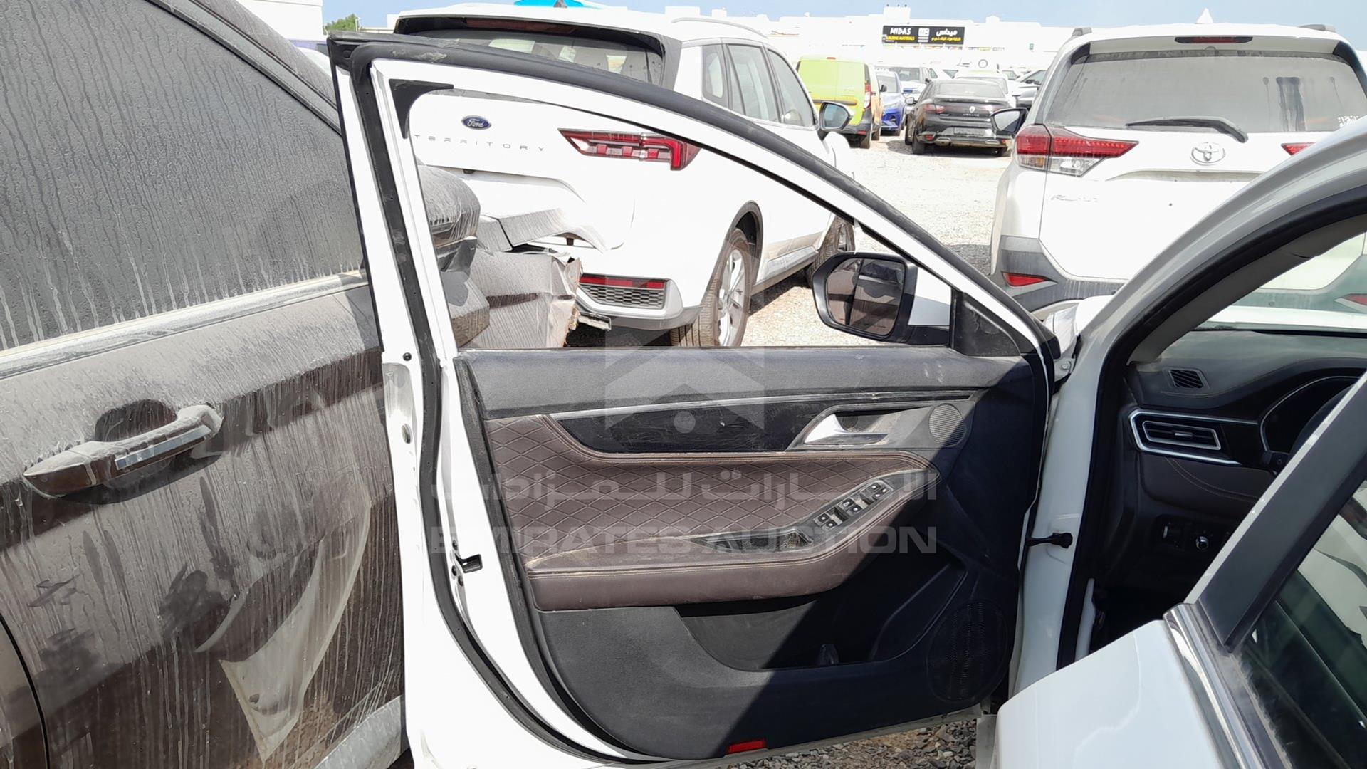 2023 JAC J7 VIN: LJ12FKT32P4014828