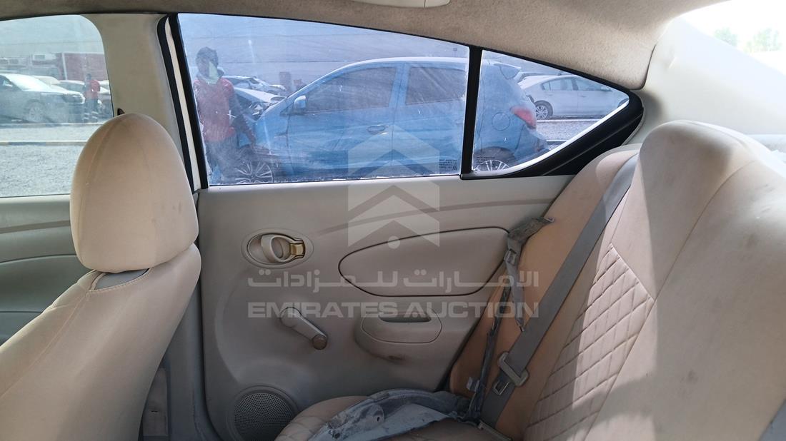 نيسان صني 2018 — الباب الخلفي الأيمن — صورة 22