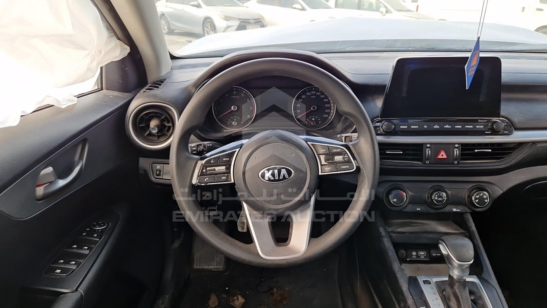 2020 KIA CERATO VIN: KNAF24167L5894176