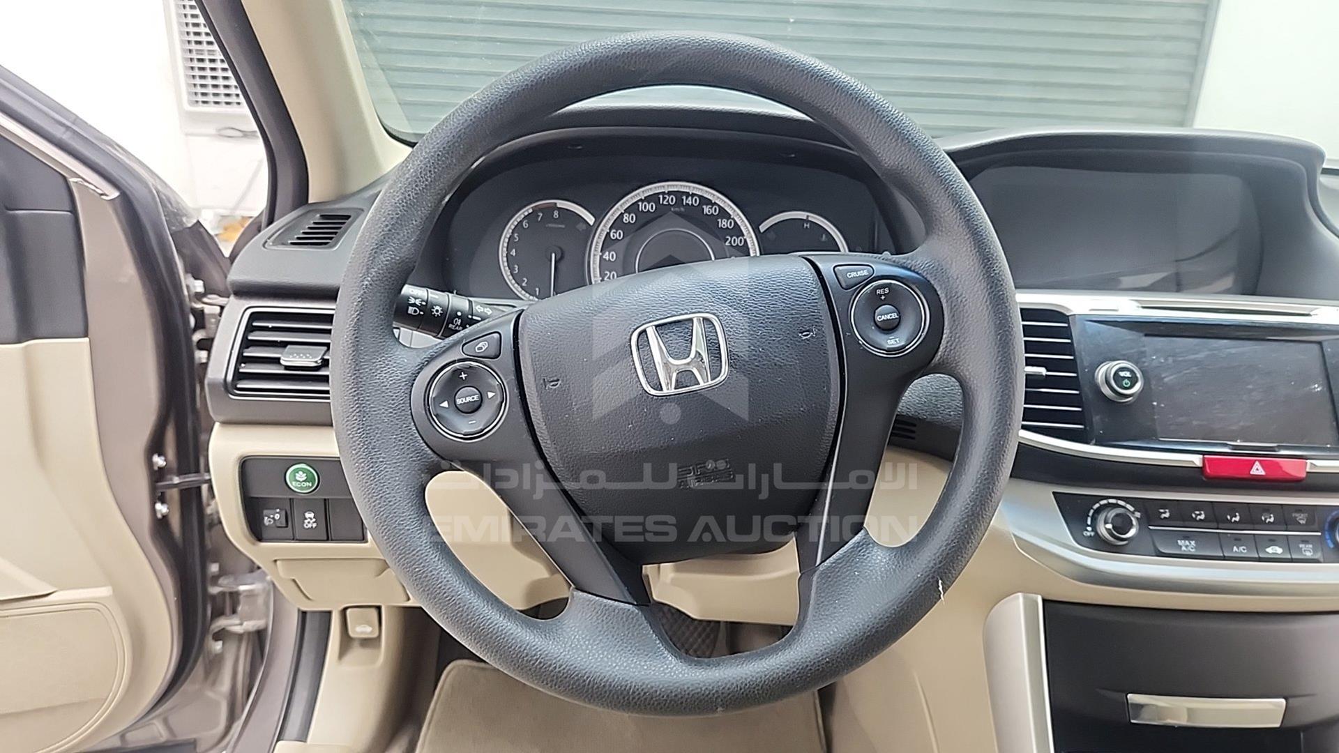 2015 HONDA ACCORD VIN: LUCCR2629F3414257