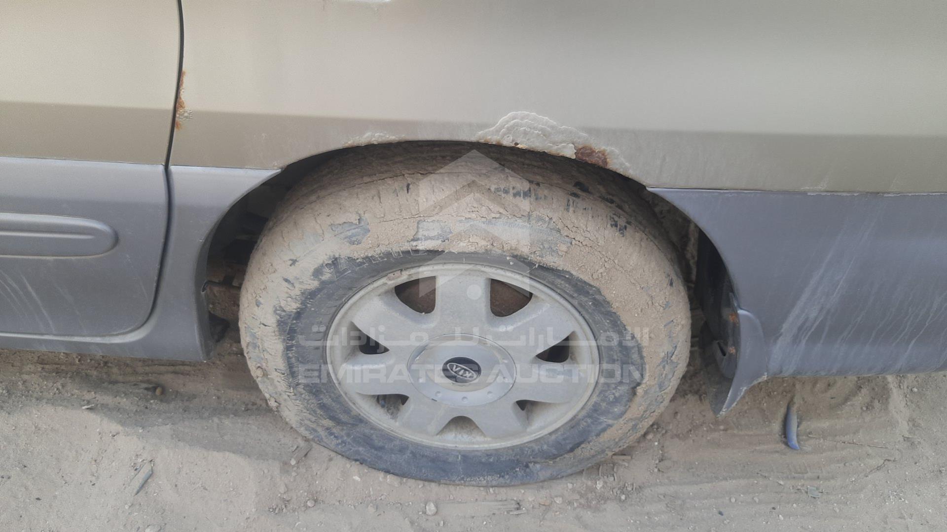 2003 KIA CARNIVAL VIN: KNAUP755436369663