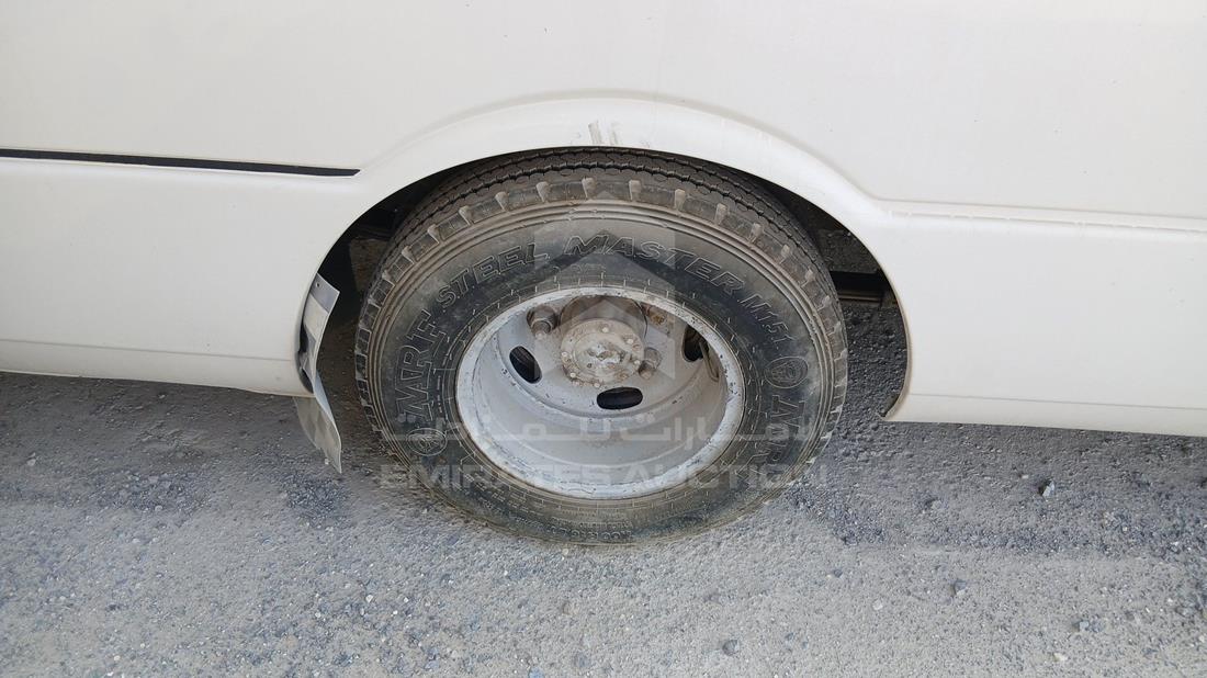 2006 Mitsubishi Rosa — Rear Right Tyre — Photo 30