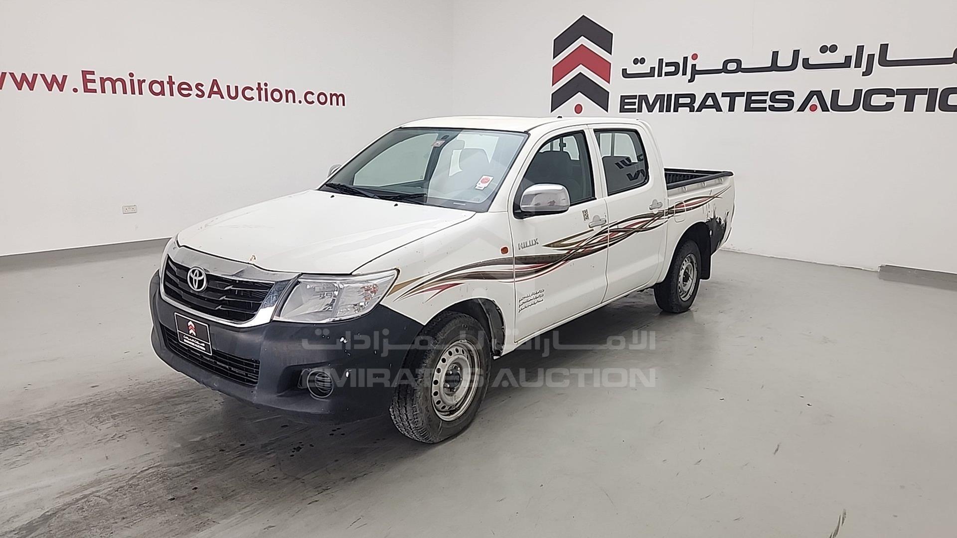 2015 TOYOTA HILUX VIN: MR0EW12G6F3032433