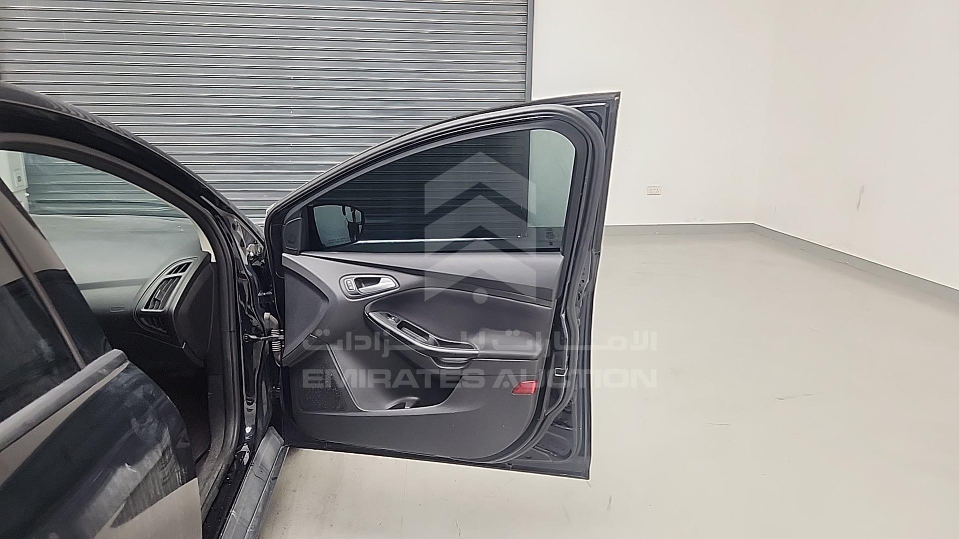 2018 FORD FOCUS VIN: 1FADP3F28JL310619