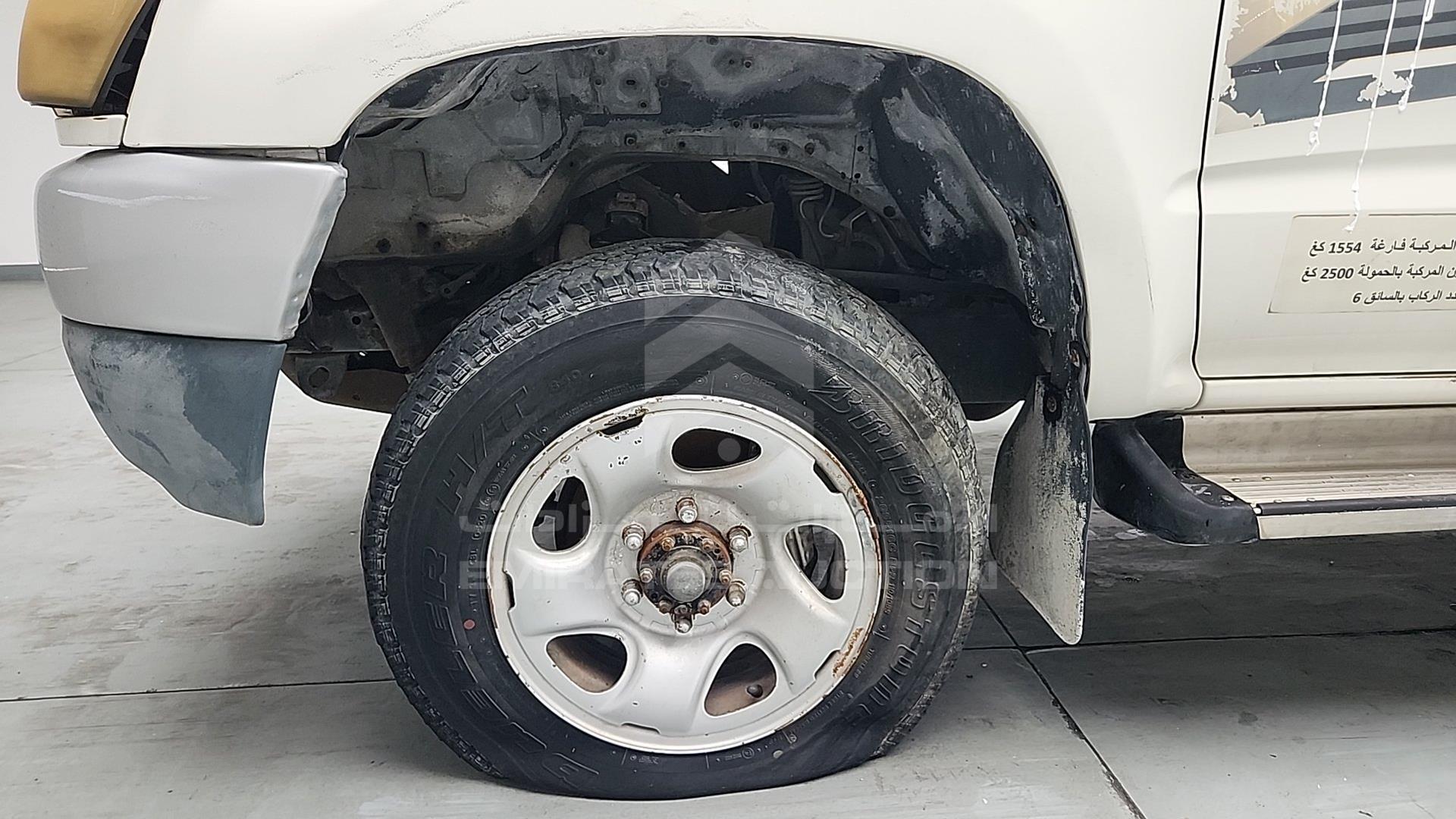 2005 TOYOTA HILUX VIN: JTFDM626150033601