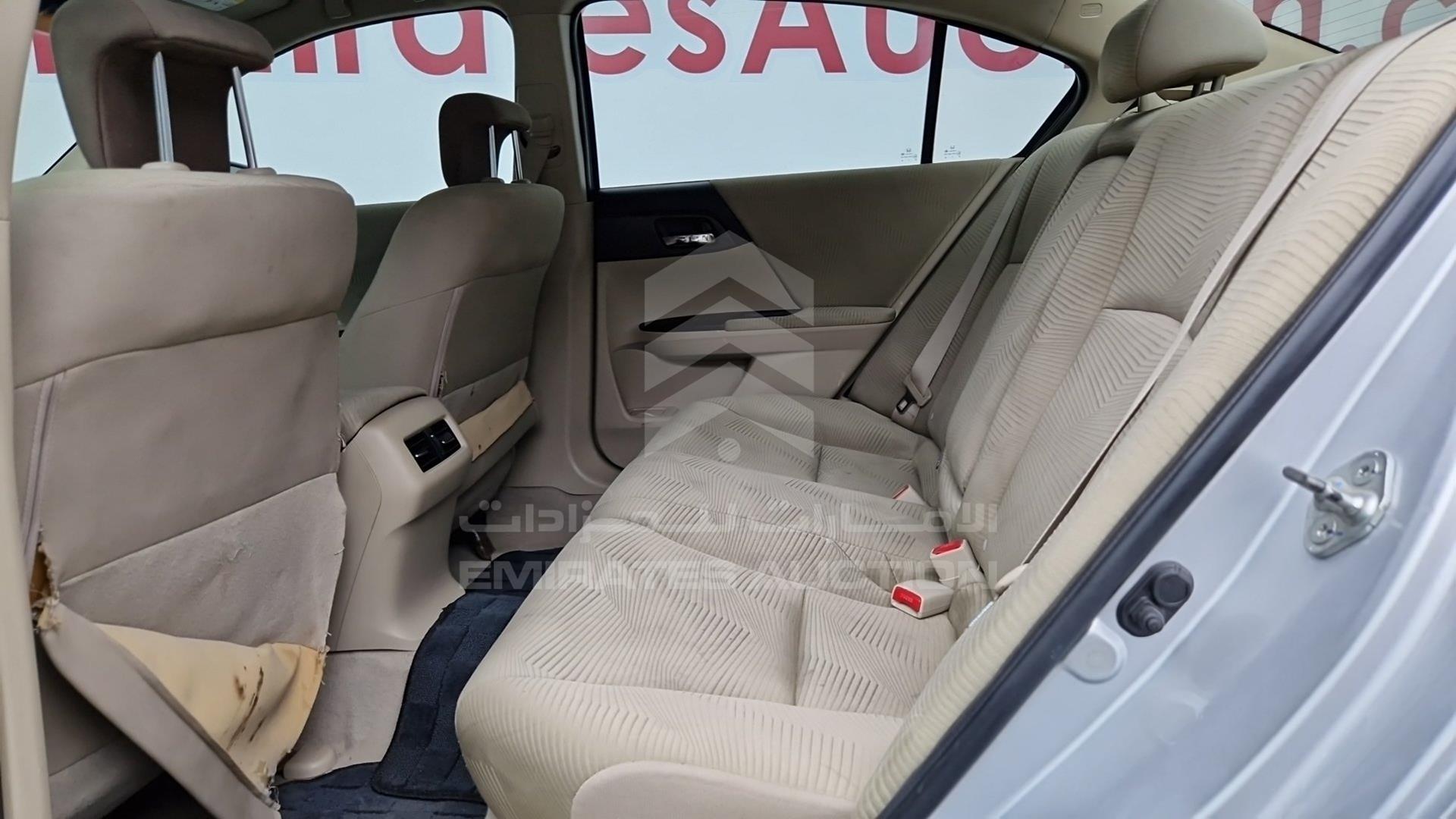2015 HONDA ACCORD VIN: LUCCR2627F3414824