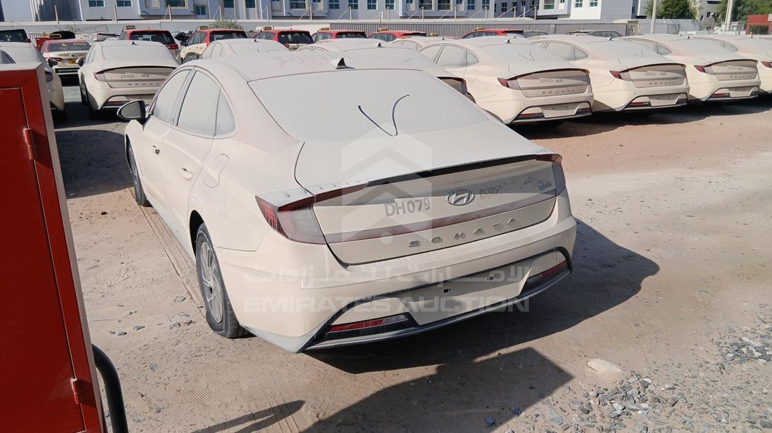 2021 Hyundai Sonata Hybrid — Rear Left Angle — Photo 7