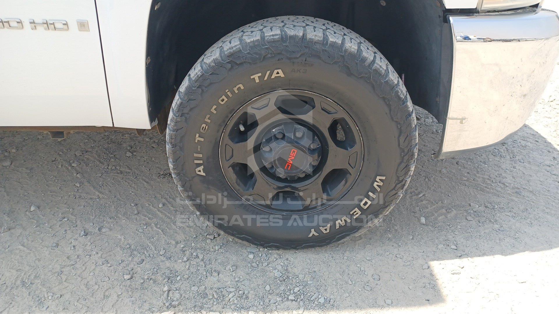 2008 CHEVROLET SILVERADO VIN: 1GCHK24K58E105295