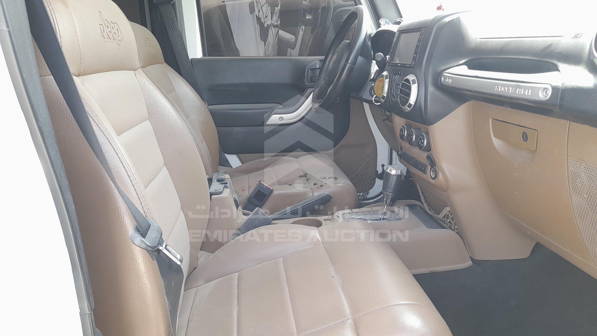 1C4BJWEG5CL131944 - 2012 Jeep Wrangler - #355639