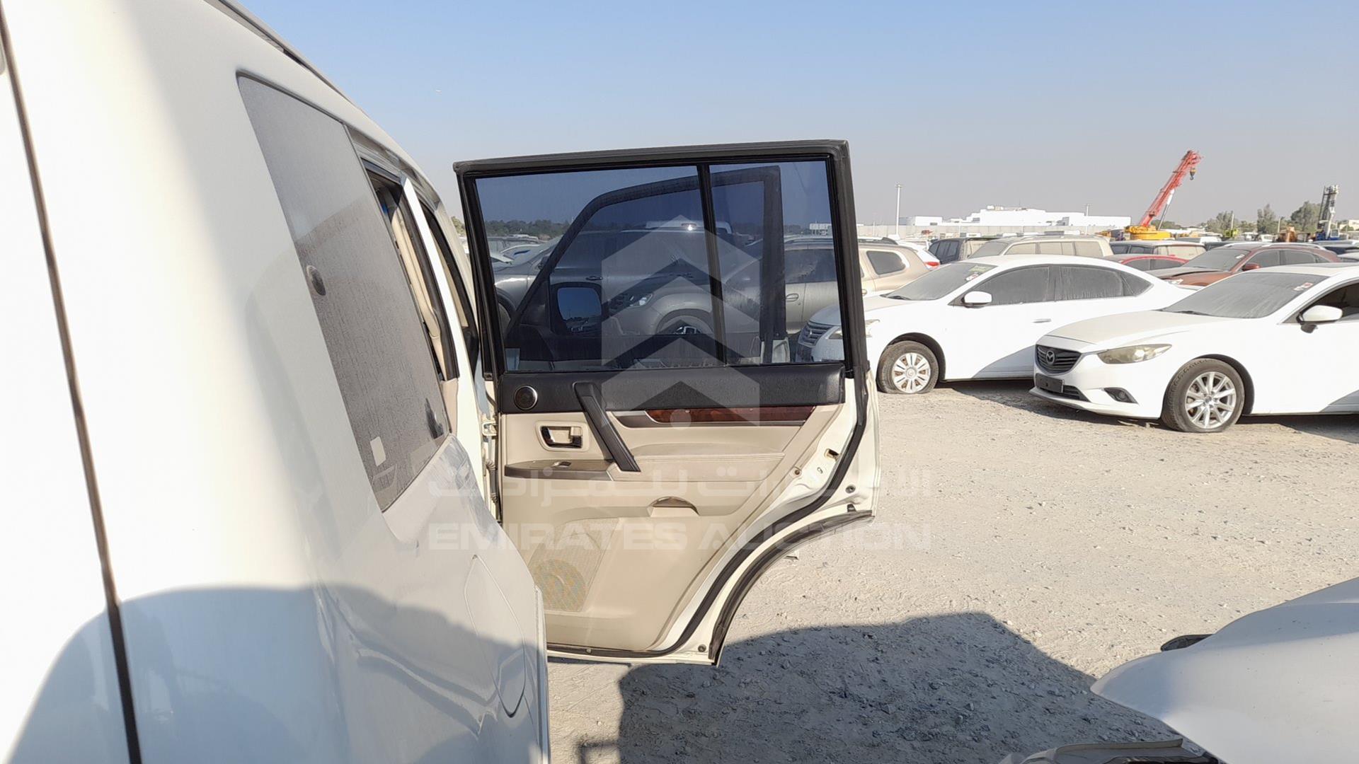 2013 MITSUBISHI PAJERO VIN: JMYLRV95WDJ702310