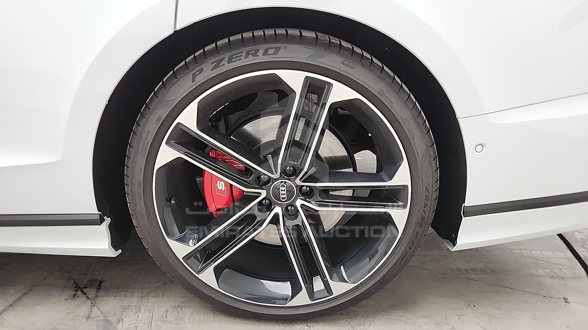 2020 AUDI S8 VIN: WAUZZZF85LN013510