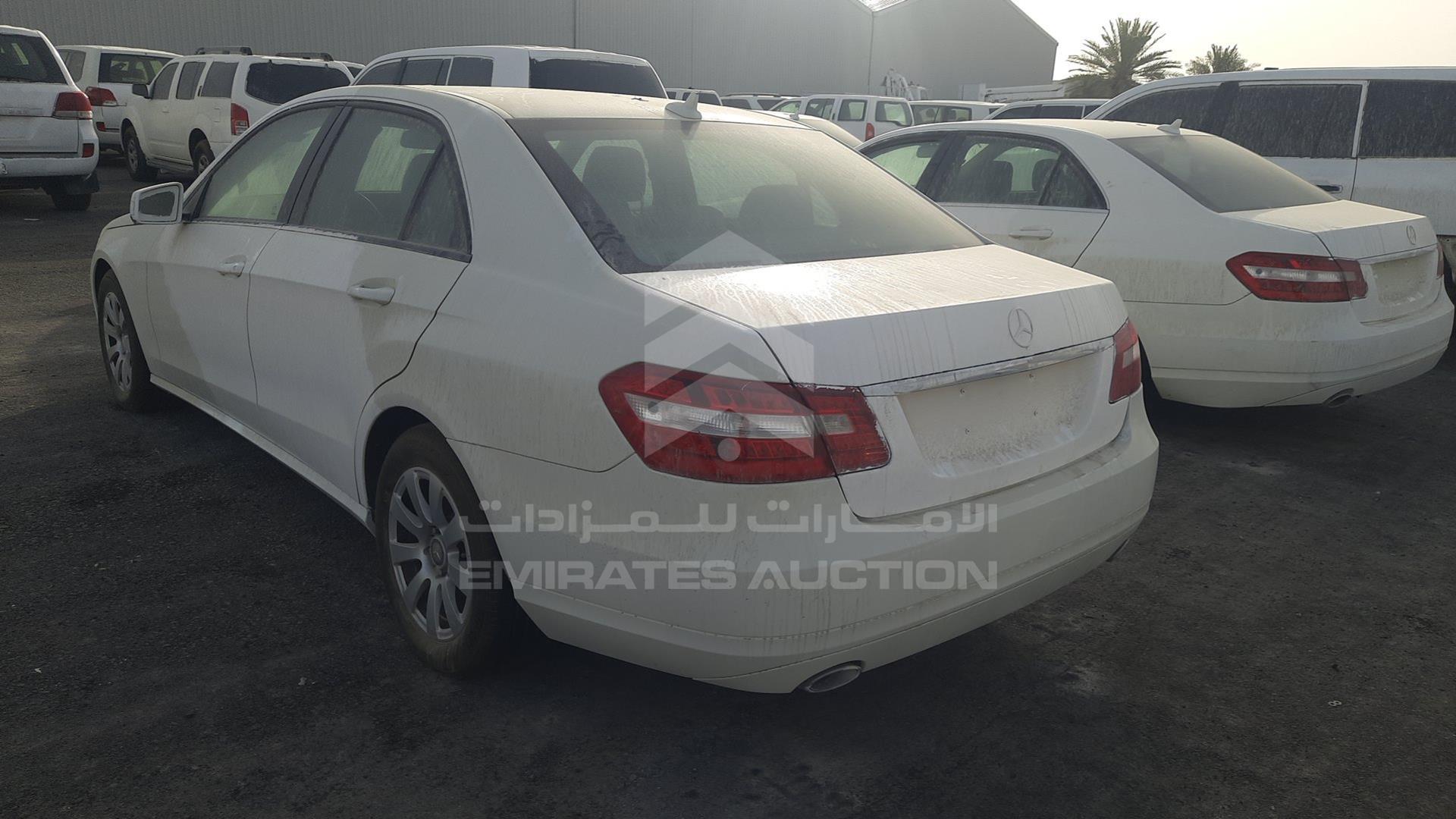 2011 MERCEDES E 300 VIN: WDDHF5EB1BA355514
