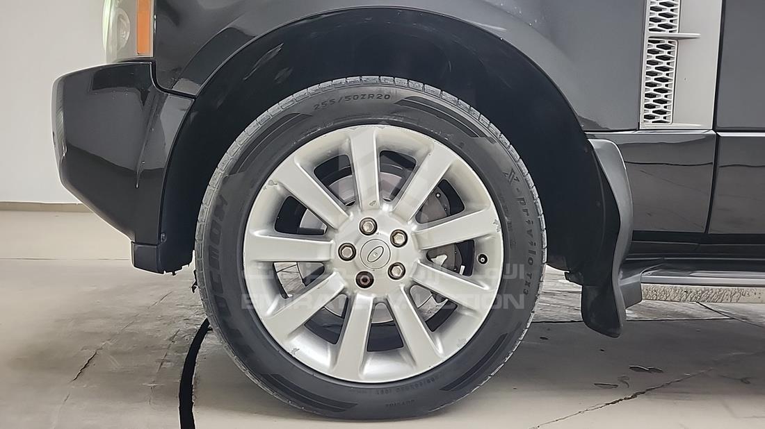 2008 Range Rover Vogue — Front Left Tyre — Photo 38