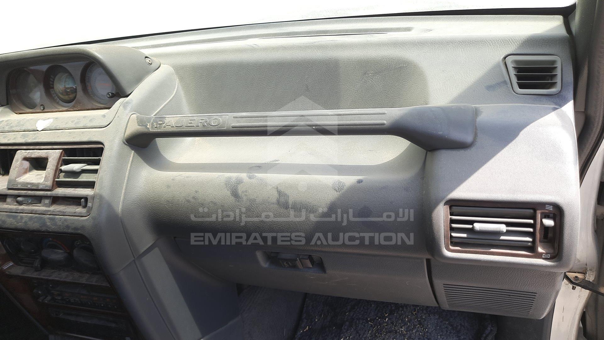 2000 MITSUBISHI PAJERO VIN: JMY0RV230YJ704792
