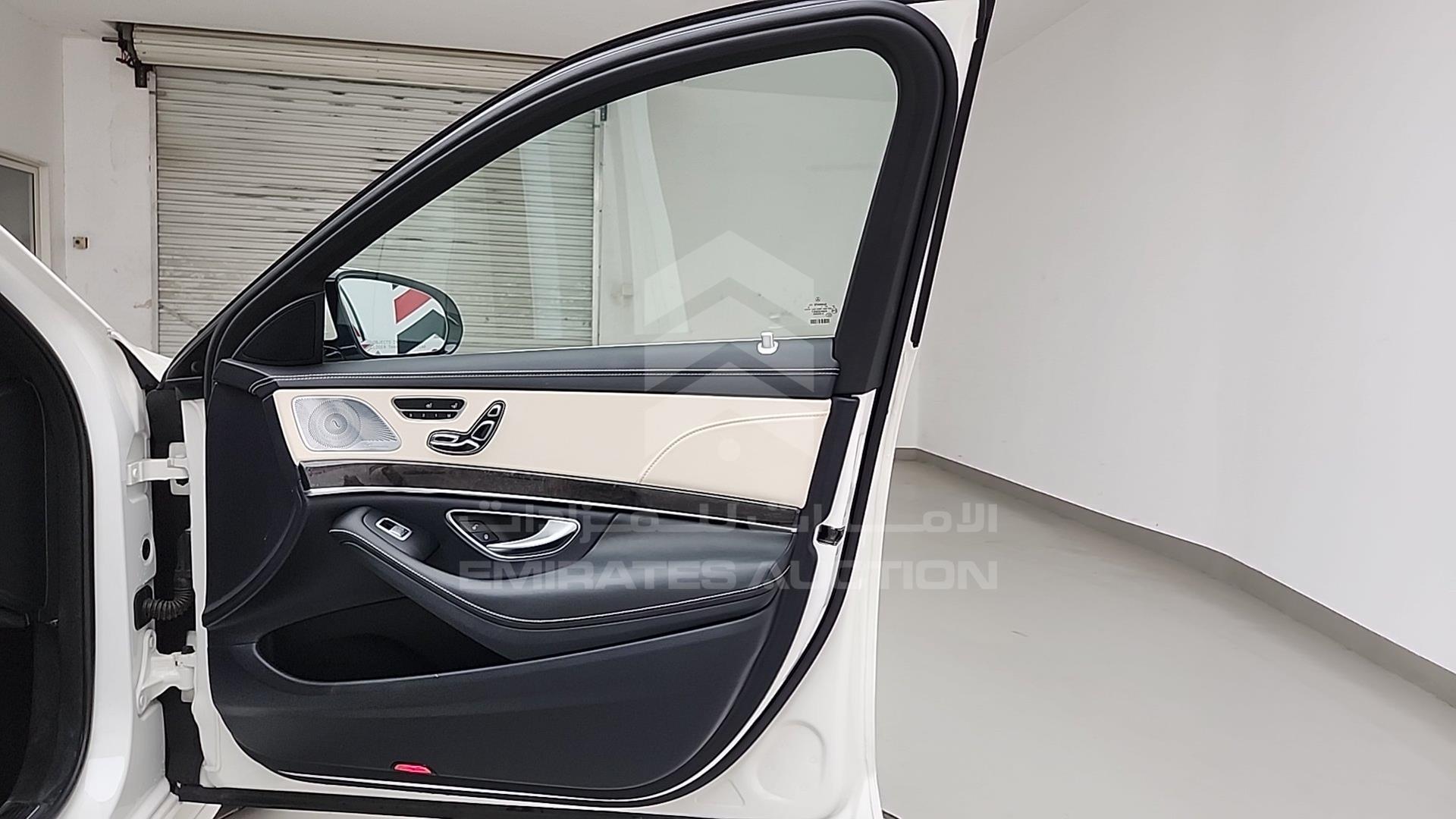 2018 MERCEDES S 560 VIN: WDDUG8DB9JA411664