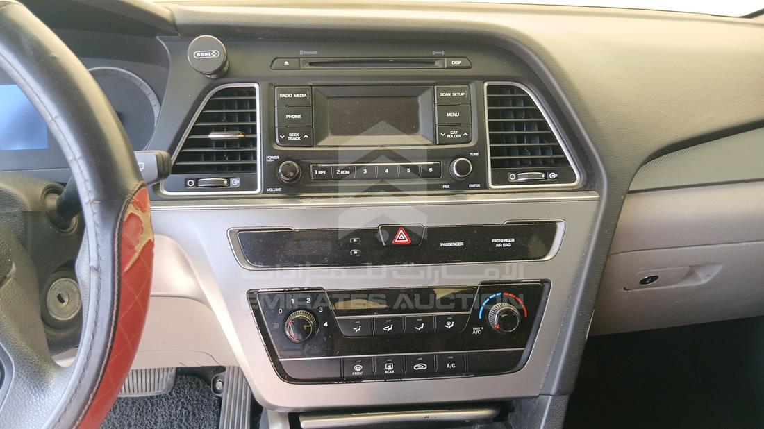 2015 Hyundai Sonata — Entertainment Systems & Camera Monitor & Navigation — Photo 15