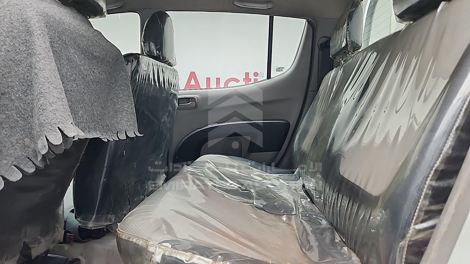 2012 MITSUBISHI L 200 VIN: MMBJNKA40CD053877